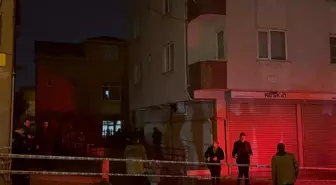 Gebze'de 5 katlı bina, girişinde oluşan çukur nedeniyle tahliye edildi