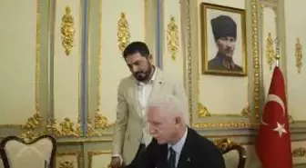 İstanbul Valisi Davut Gül, AA'nın 'Yılın Kareleri' oylamasına katıldı Açıklaması