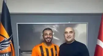 İzmir Çoruhlu FK'ya tecrübeli orta saha