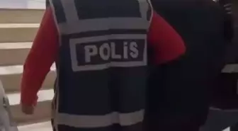 Kılık değiştirip ilçe ilçe kaçtı, hurda aracın bagajında yakalandı