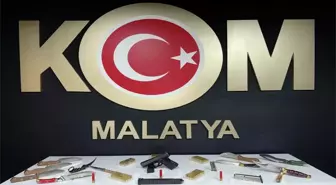 Malatya'da 4 ruhsatsız silah ele geçirildi, 4 zanlı yakalandı