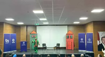 Milli teknoloji hamlesi 'Karagöz ve Hacivat' ile tiyatro sahnesinde çocuklarla buluştu