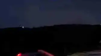 Otomobil bataklığa saplandı, sürücü son anda kurtuldu