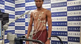 Trabzonspor, Nijeryalı futbolcu Chibuike Nwaiwu'yu renklerine bağladı