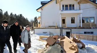 Kars'ta Yanan 'Kütük Ev' Yerine Yenisi İnşa Ediliyor