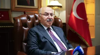 Vali Yavuz Selim Köşger, AA'nın 'Yılın Kareleri' oylamasına katıldı