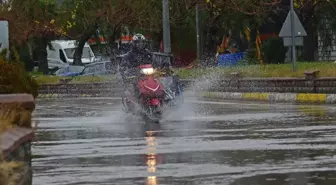 Aydın'da şiddetli yağış ve fırtına etkili oldu