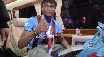 Bordo-mavililerin 8'inci Nijeryalısı Chibuike Nwaiwu oldu