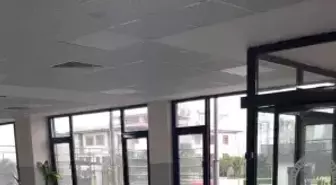 Bursa'da fırtına ve kuvvetli yağış; çatılar uçtu, deniz taştı