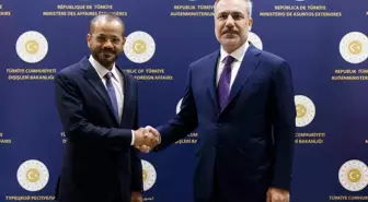Dışişleri Bakanı Fidan, Umman Sultanlığı Dışişleri Bakanı Al Busaidi ile araya geldi