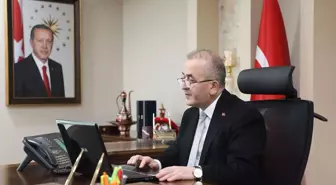 Elazığ Valisi Hatipoğlu, AA'nın 'Yılın Kareleri' oylamasına katıldı