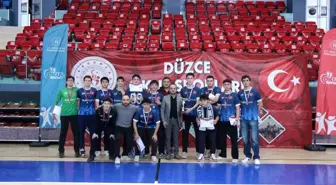 Genç erkekler futsal heyecanı sona erdi