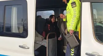 Gevaş'ta okul servisleri denetlendi