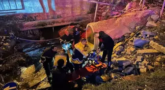 Hatay'da minibüsle çarpışan motosikletteki 2 kişi yaralandı