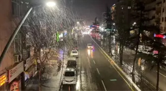 Isparta'da fırtına nedeniyle motosiklet ve motokuryelere trafik kısıtlaması