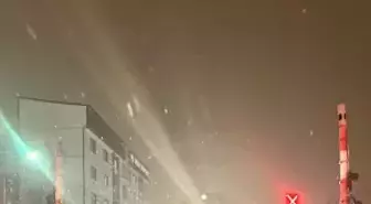 Kars'ta manevra yapan tren çocuğa çarptı