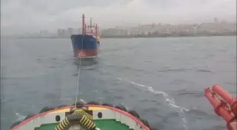 Kartal'da sürüklenen kargo gemisi kurtarıldı