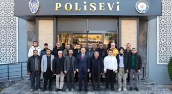 Kilis Valisi Tahir Şahin, gazetecilerle bir araya geldi