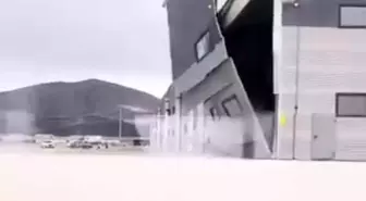 Kütahya'da şiddetli rüzgâr fabrikanın duvarını işte böyle yıktı