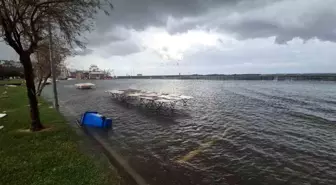 Lodos vurdu, Tekirdağ sahili suyla kaplandı