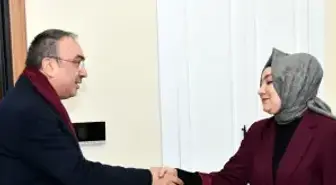 15 Temmuz şehidinin kızını ziyaret eden Vali: 'Onlar sayesinde milli irade gasp edilemedi'