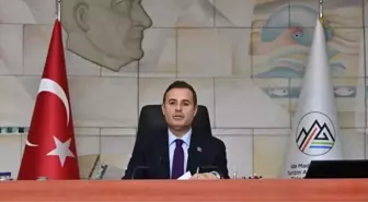 Ahmet Akın kimdir, hangi partiden? Ahmet Akın AK Parti'ye mi geçecek? Akın'dan açıklama geldi!