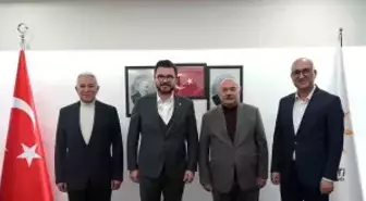 AK Parti'de 3 ilçe başkanı görevden alındı