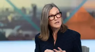 ARK kurucusu Cathie Wood: ABD, Bitcoin satın alımlarına yakın zamanda başlayabilir