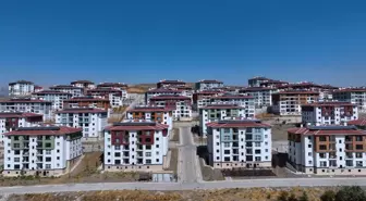 Bakan Kurum: Fatma teyzemizin mutluluğu daim olsun