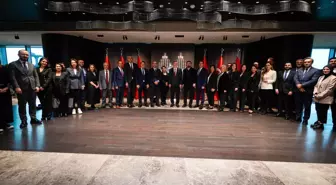 Cevdet Yılmaz, 2026 Yılı Hedeflerine İlişkin Bilgilendirme Toplantısı'nda gazetecilerle bir araya geldi