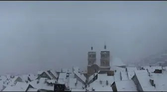 Fransa'da 380 Bin Hane Elektriksiz Kaldı