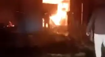 Garajda yangın çıktı traktör kullanılamaz hale geldi