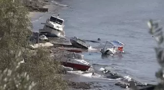 Kuşadası'nda sağanak ve kuvvetli fırtına etkili oldu