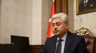 Sakarya Valisi Doğan, AA'nın 'Yılın Kareleri' oylamasına katıldı