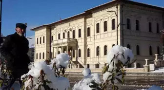 Tarkan'ın 946 milyonluk eğitim bağışı iddiaları yalanlandı