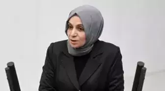 Alevi Bektaşi derneklerinden Leyla Şahin Usta'ya destek