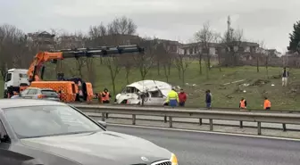 Büyükçekmece TEM Otoyolu'nda kaza: 5 yaralı