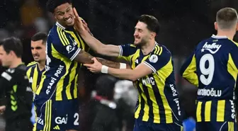 Fenerbahçe'den Galatasaray'a üst üste olay yaratacak göndermeler
