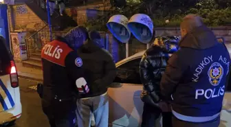 Kadıköy'de huzur uygulaması; 2 şüpheli gözaltına alındı