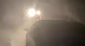 Karda mahsur kalan sürücüyü İl Özel İdaresi ekipleri kurtardı