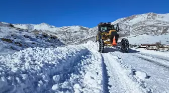 Malatya'da kar nedeniyle kapanan 107 mahallenin yolu ulaşıma açıldı