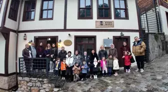 Minik öğrenciler Kocaeli'nin basın tarihini öğrendi