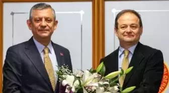 Özgür Özel: Bağımsız basın ve özgür gazetecilik için çalışmalar yapıyoruz