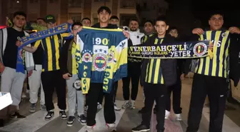 Fenerbahçe'nin Süper Kupa Zaferi Antalya'da Kutlandı