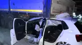 Turgutlu'da trafik kazası: 1 ölü, 2 yaralı