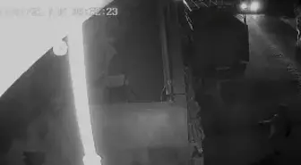 Zonguldak'ta Düğünden Dönerken Bıçaklanarak Öldürülen Kadın ve Torunlarına Ait Güvenlik Kamerası Görüntüleri Ortaya Çıktı