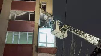 Bahçelievler'de 6 katlı binanın 2 balkonunda çökme meydana geldi
