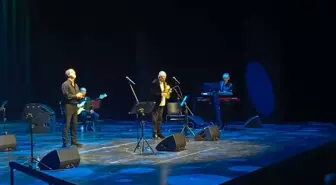 Barış Manço, Tanju Okan ve Cem Karaca 'Üç Büyükler' konseriyle AKM'de anıldı