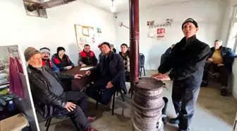 Çiftçiye aşılama çalışmaları, sulama yöntemleri ve desteklemeler anlatıldı