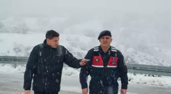 Güdül Kaymakamı Naim Akar, sürücüleri dikkatli olmaları konusunda uyardı